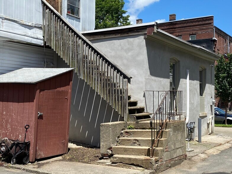 More Photos Of 56 4th St, Turners Falls Office For Sale