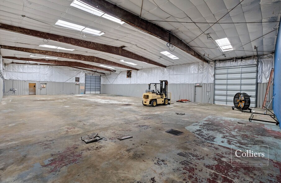 More Photos Of 7329 Spa Rd, Charleston Warehouse For Lease