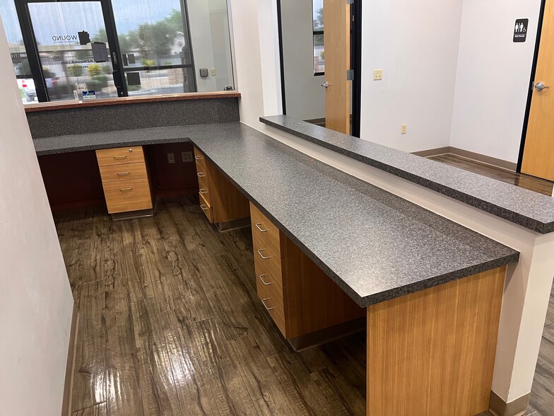 More Photos Of 4915 E Baseline Rd, Gilbert Medical For Lease