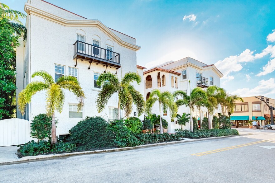 More Photos Of 184 Sunset Ave, Palm Beach Apartments For Sale