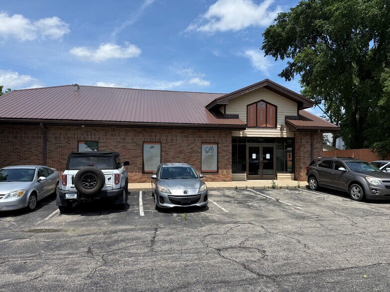 More Photos Of 1800 Union St, Lafayette Office For Sale