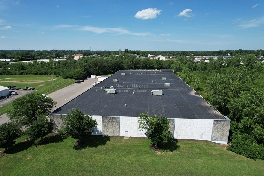 More Photos Of 2152-2162 Heller Dr, Beavercreek Warehouse For Lease