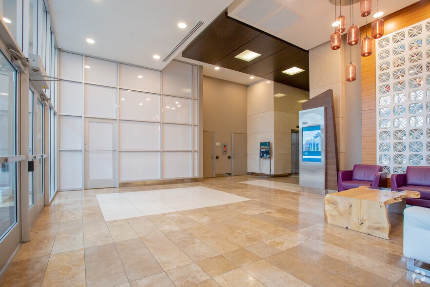More Photos Of 2020 4th St SW, Calgary Office For Lease