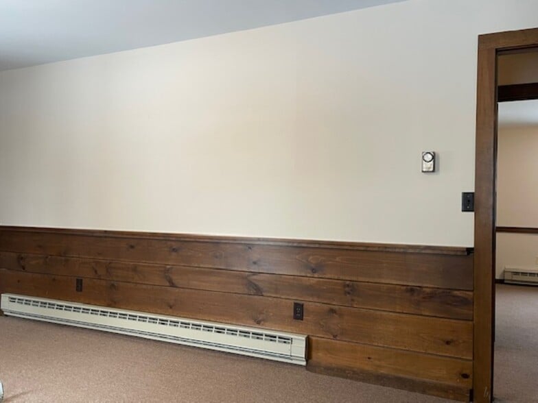 More Photos Of 1160 Putnam Pike, Chepachet Office For Lease