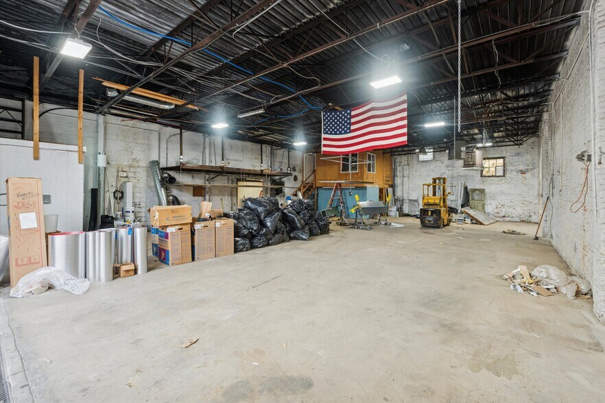 More Photos Of 3605 Salmon St, Philadelphia Industrial For Lease