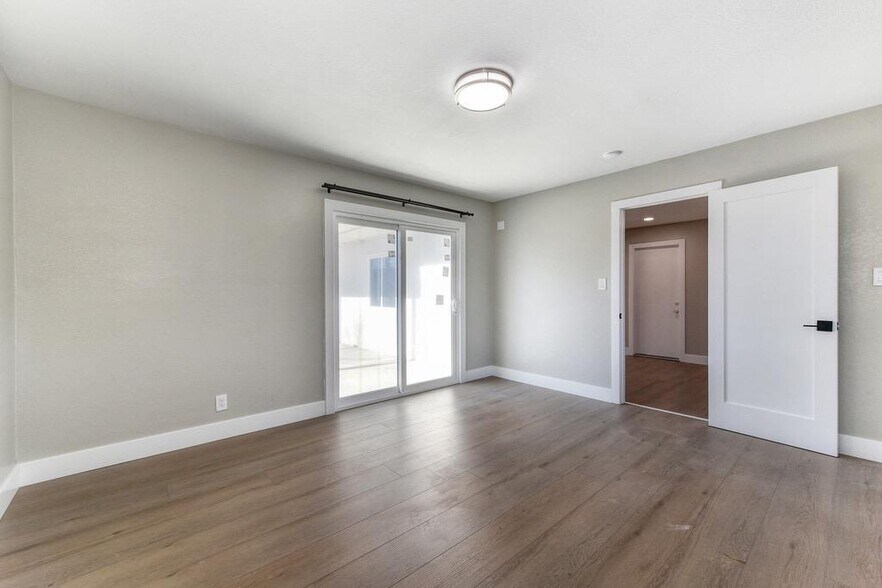 More Photos Of 5364 Garfield Ave, Sacramento Apartments For Sale