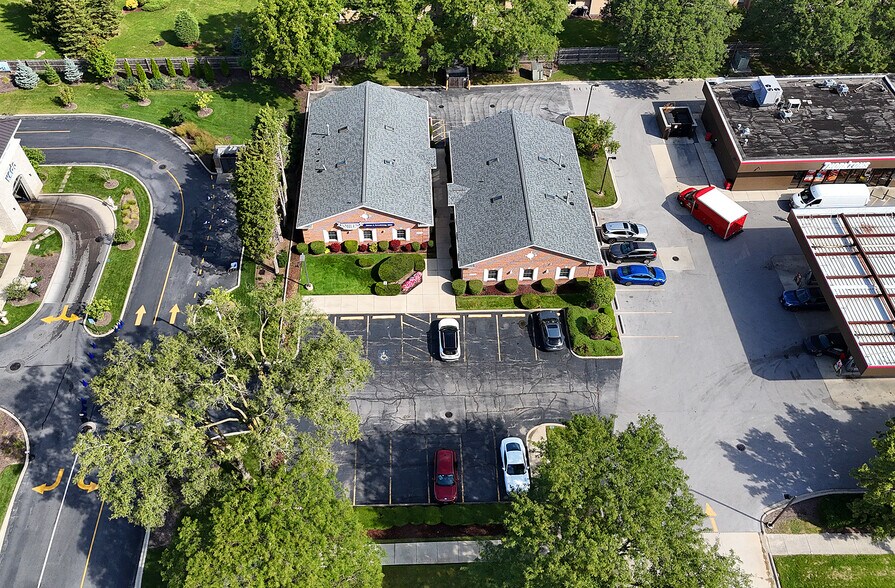 More Photos Of 7620-7632 W 159th St, Orland Park Office For Sale