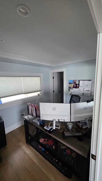 More Photos Of 131 Old Northport Rd, Kings Park Industrial For Sale