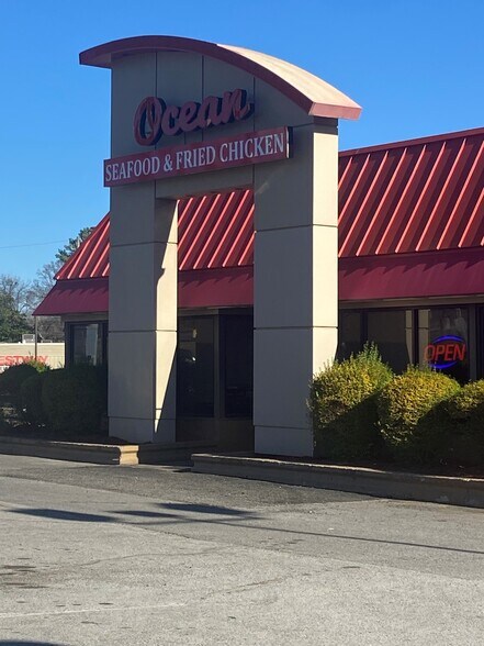 More Photos Of 2-34 Phillips Dr, Birmingham Unknown For Lease