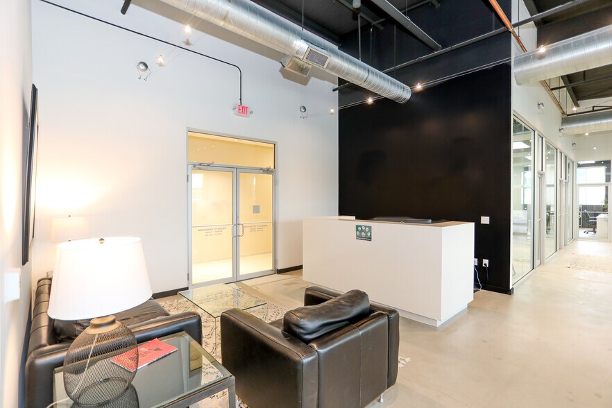 More Photos Of 525 Woodland Square Blvd, Conroe Coworking Space