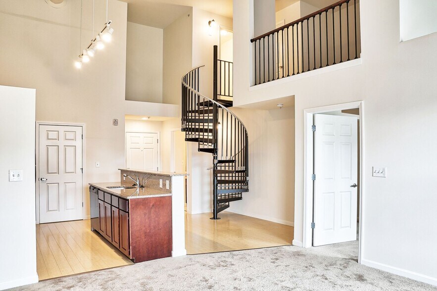 More Photos Of 2113 Ellsworth Blvd, Malta Multifamily For Sale