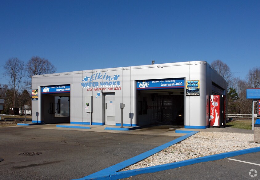 More Photos Of 1132 N Bridge St, Elkin Carwash For Sale