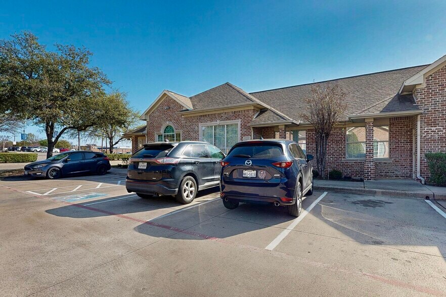 More Photos Of 2840 Keller Springs Rd, Carrollton Medical For Sale