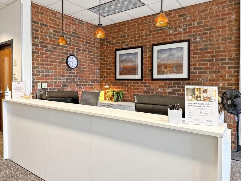 More Photos Of 7027 Old Madison Pike NW, Huntsville Coworking Space