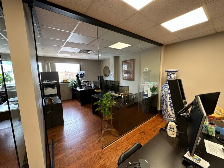 More Photos Of 618-620 N Tejon St, Colorado Springs Loft Creative Space For Sale