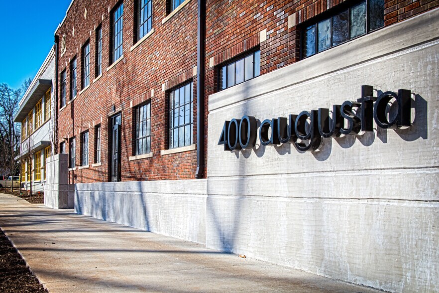 More Photos Of 400 Augusta St, Greenville Office For Sale