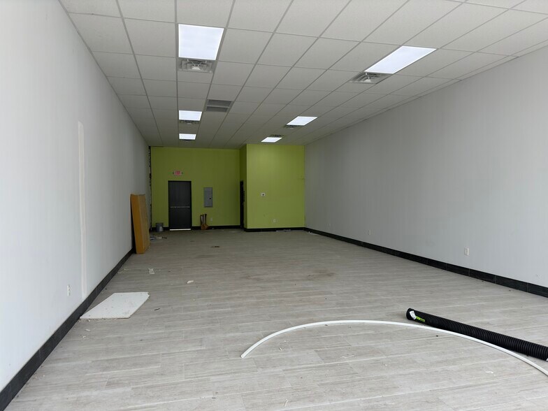 More Photos Of 9525 W Montgomery Rd, Houston General Retail For Sale