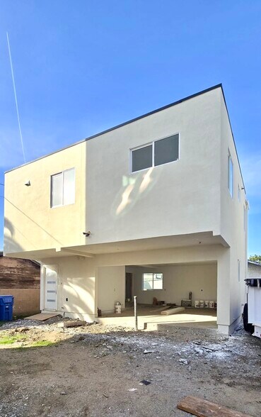 More Photos Of 2419 E 3rd St, Los Angeles Apartments For Sale