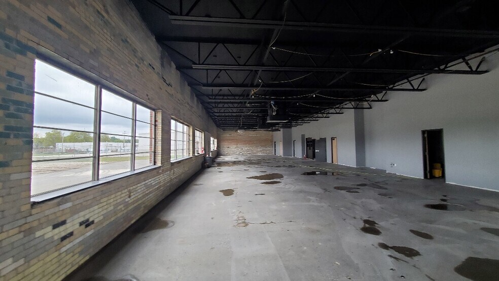 More Photos Of 2200 Lockbourne Rd, Columbus Manufacturing For Lease