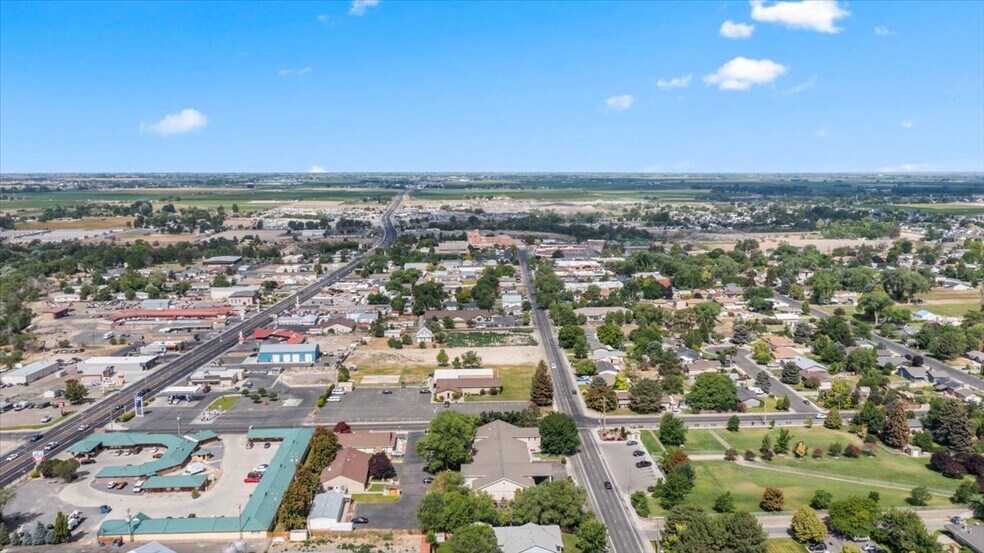 More Photos Of 273 Shoup Ave W, Twin Falls Office For Sale