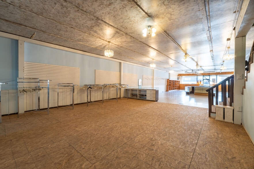 More Photos Of 65 N 200 E, Roosevelt Restaurant For Sale