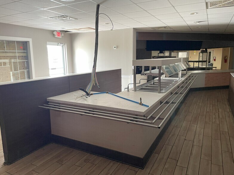 More Photos Of 2235 Burton Ln, Martinsville General Retail For Sale