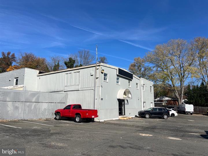 More Photos Of 6404 Telegraph Rd, Alexandria Freestanding For Lease