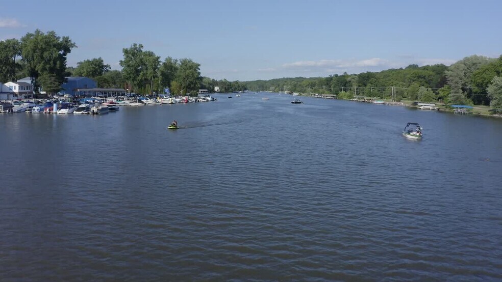 Primary Photo Of 811 N Harrison St, Algonquin Marina For Sale