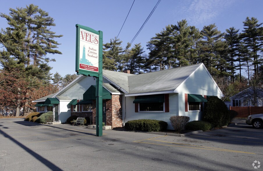 Primary Photo Of 2352 Cranberry Hwy, West Wareham Restaurant For Sale