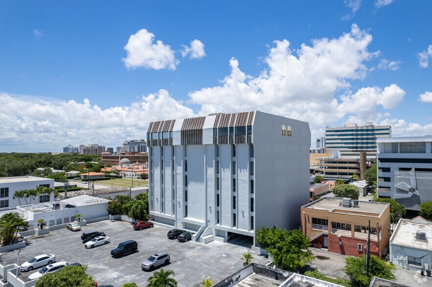 More Photos Of 250 Catalonia Ave, Coral Gables Office For Lease