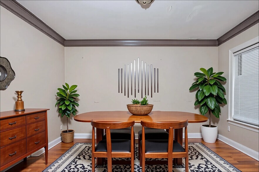 More Photos Of 7701 S Eggelston St, Chicago Apartments For Sale