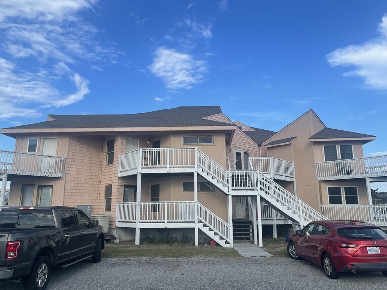 More Photos Of 1711 Bobby Lee Trl, Kill Devil Hills Specialty For Sale