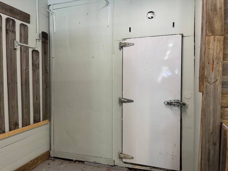 More Photos Of 5566 4th St, Satsuma Daycare Center For Sale