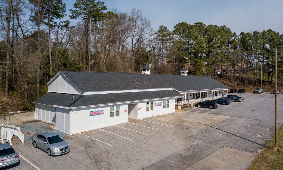 More Photos Of 3904-3914 Augusta Rd, Greenville General Retail For Sale