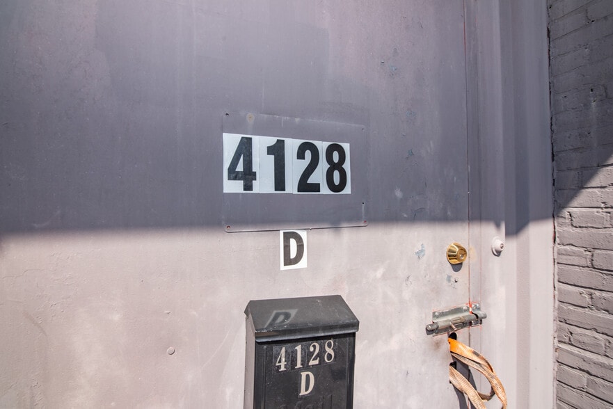 More Photos Of 4128 Hayward Ave, Baltimore Warehouse For Sale