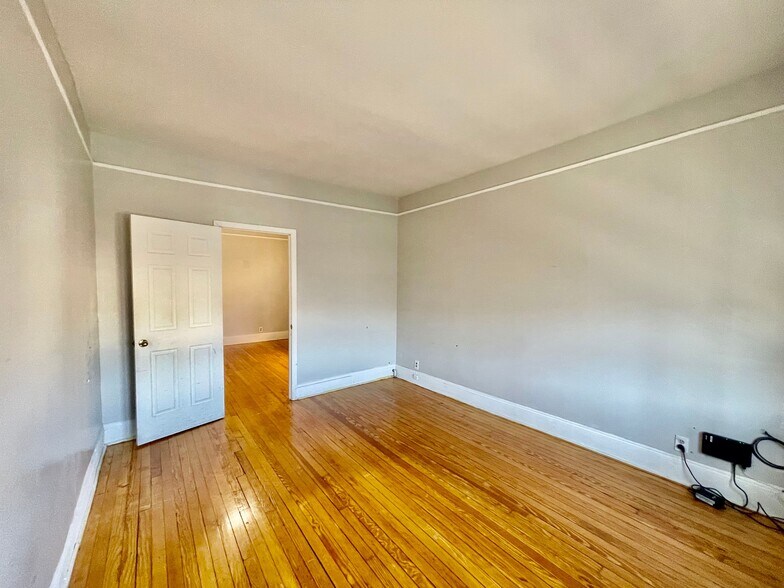 More Photos Of 235 Liberty Ave, Jersey City Apartments For Sale