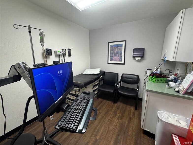 More Photos Of 56165 Twentynine Palms Hwy, Yucca Valley Medical For Lease