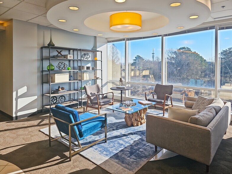More Photos Of 4000 Faber Place Dr, North Charleston Coworking Space