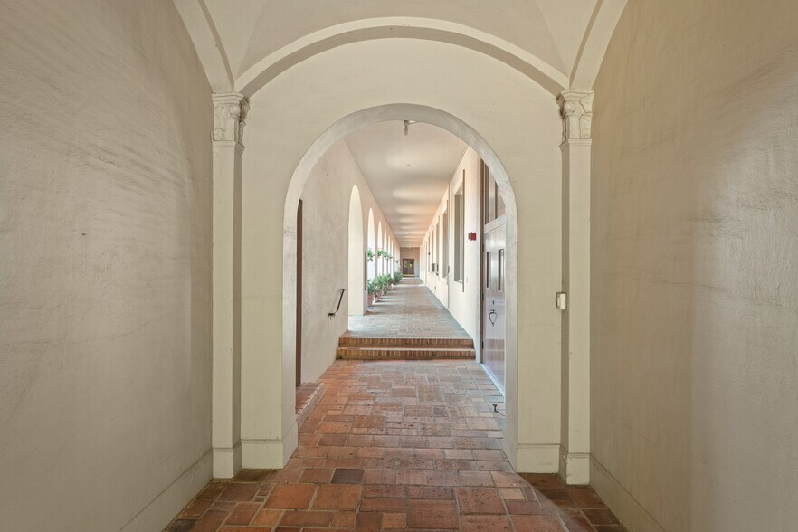 More Photos Of 23000 Cristo Rey Dr, Los Altos Religious Facility For Sale