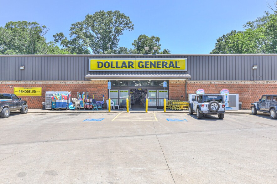 More Photos Of 4217 Highway 431, Columbia Freestanding For Sale