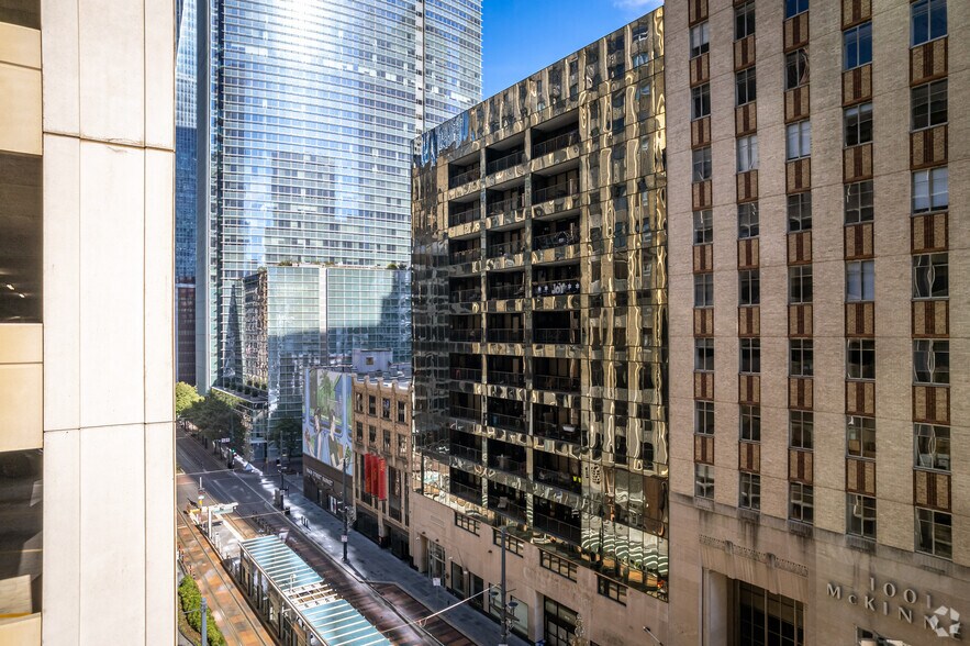 More Photos Of 917 Main St, Houston Multifamily For Sale