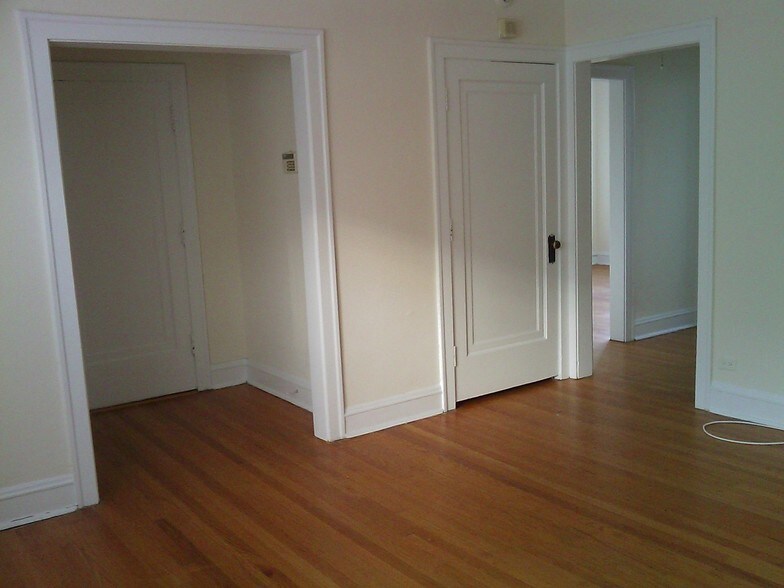 More Photos Of 7369-7379 N Damen Ave, Chicago Apartments For Sale