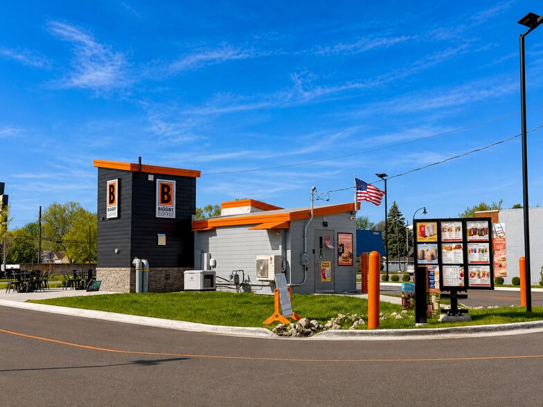 More Photos Of 17410 Ecorse Rd, Allen Park Auto Repair For Sale