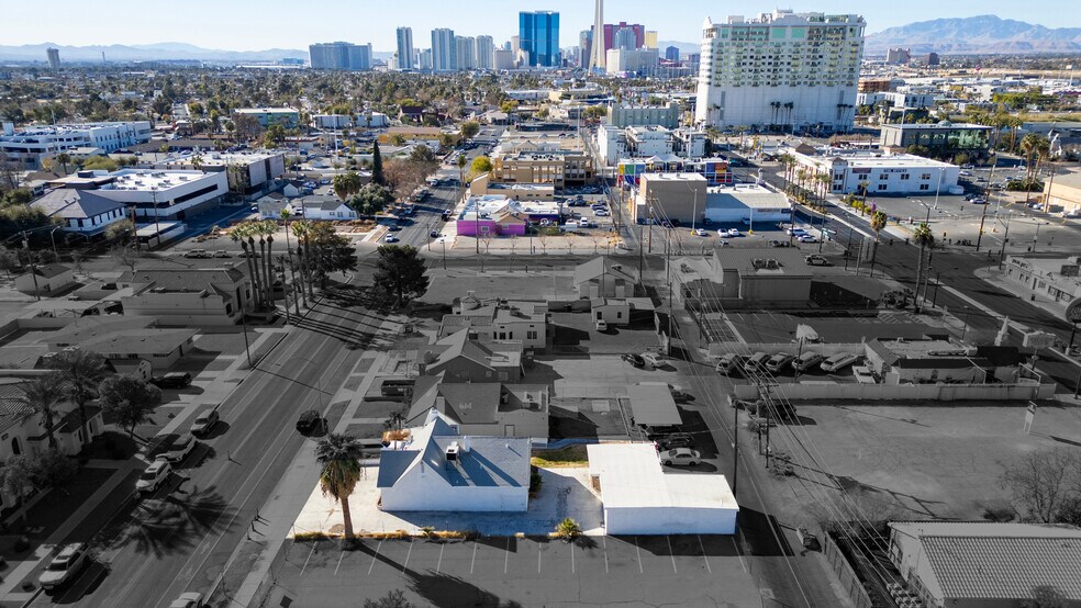 More Photos Of 608 S 6th St, Las Vegas Medical For Sale