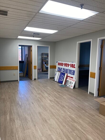 More Photos Of 51 Main St, Stoneham Office For Lease