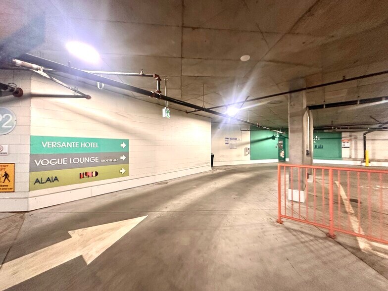 More Photos Of 8400 West Rd, Richmond Office For Sale