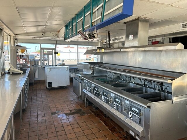More Photos Of 1322 N 16th St, Orange Fast Food For Lease