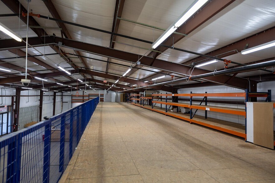 More Photos Of 2020 Fort Worth Hwy, Weatherford Freestanding For Sale