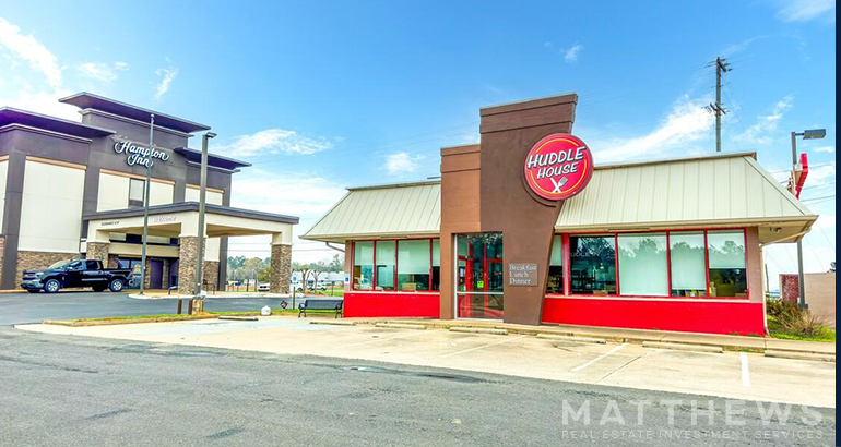 Primary Photo Of 5306 University Pky, Natchitoches Restaurant For Sale