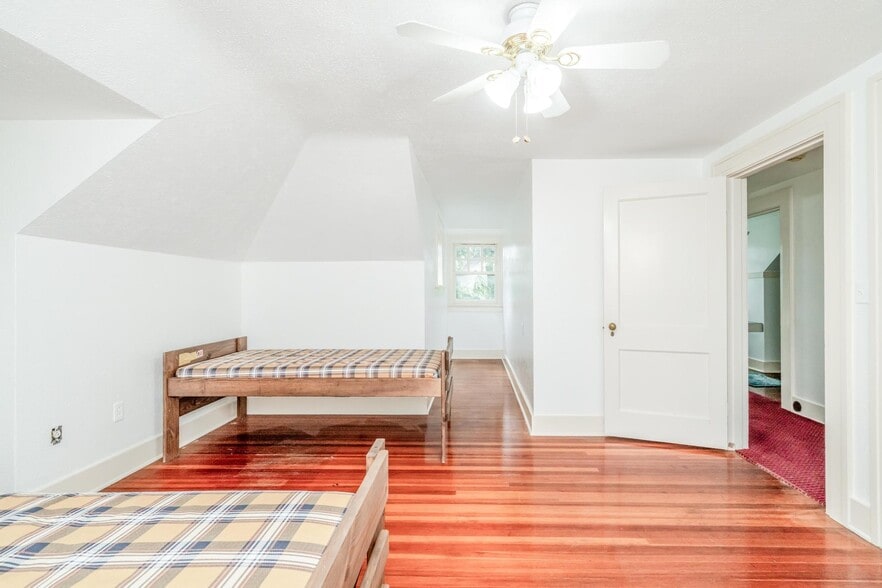 More Photos Of 1608 S Polk St, Amarillo Office For Sale